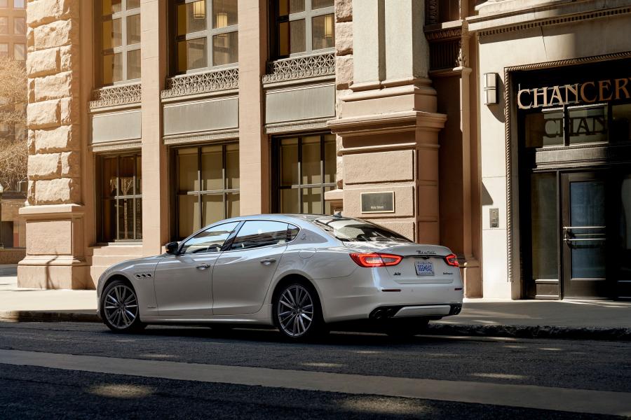  Maserati Quattroporte S Q4 GranLusso (M156) 2017 года  (NA) (фото 24 из 25)